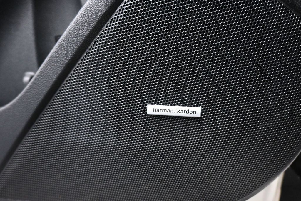 Used 2019 Subaru Forester Limited AWD/4WD image 11