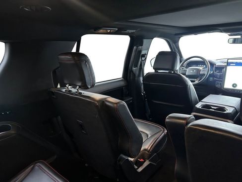Used 2024 Ford Expedition Limited image 26