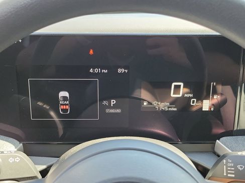 Used 2025 Nissan Kicks SV FWD image 9