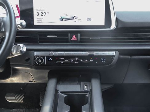 Used 2023 Hyundai Ioniq 6 SEL RWD image 14