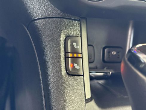 Used 2019 GMC Acadia SLT w/ LPO, Floor Liner Package image 32