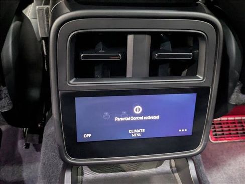 Used 2022 Porsche Taycan 4 Cross Turismo AWD/4WD image 17