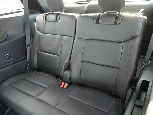 New 2026 Ford Explorer ST-Line w/ ST-Line Street Pack AWD/4WD image 16