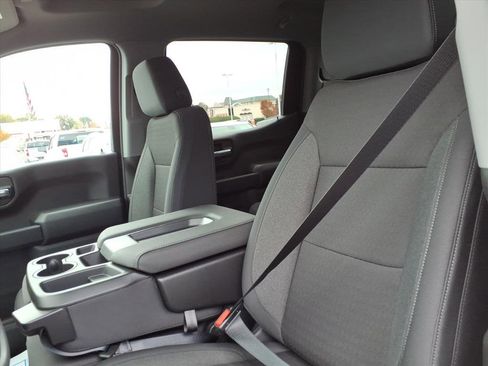 Used 2026 Chevrolet Silverado 1500 Custom image 8