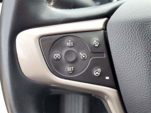 Used 2023 GMC Acadia Denali image 25