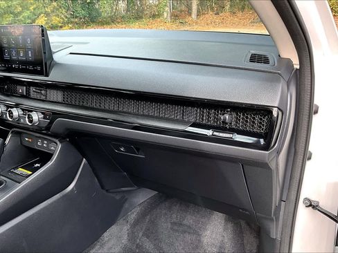 Used 2025 Honda CR-V EX-L image 17