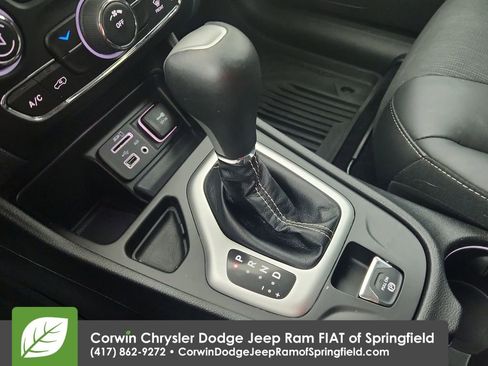 Certified 2018 Jeep Cherokee Latitude Plus image 26