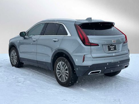 Used 2024 Cadillac XT4 Premium Luxury image 5