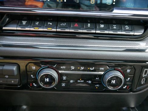 Used 2024 Chevrolet Silverado 2500 ZR2 w/ ZR2 Bison Edition image 26