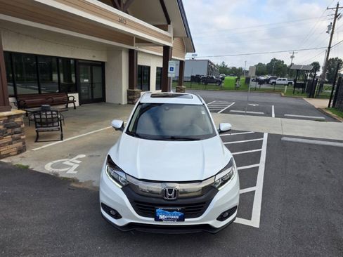 Used 2022 Honda HR-V EX image 9