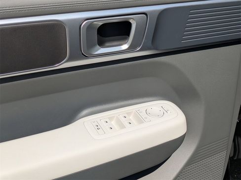 New 2026 Hyundai Santa Fe SE image 16