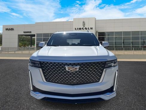 Used 2023 Cadillac Escalade Premium Luxury w/ Performance Package image 8