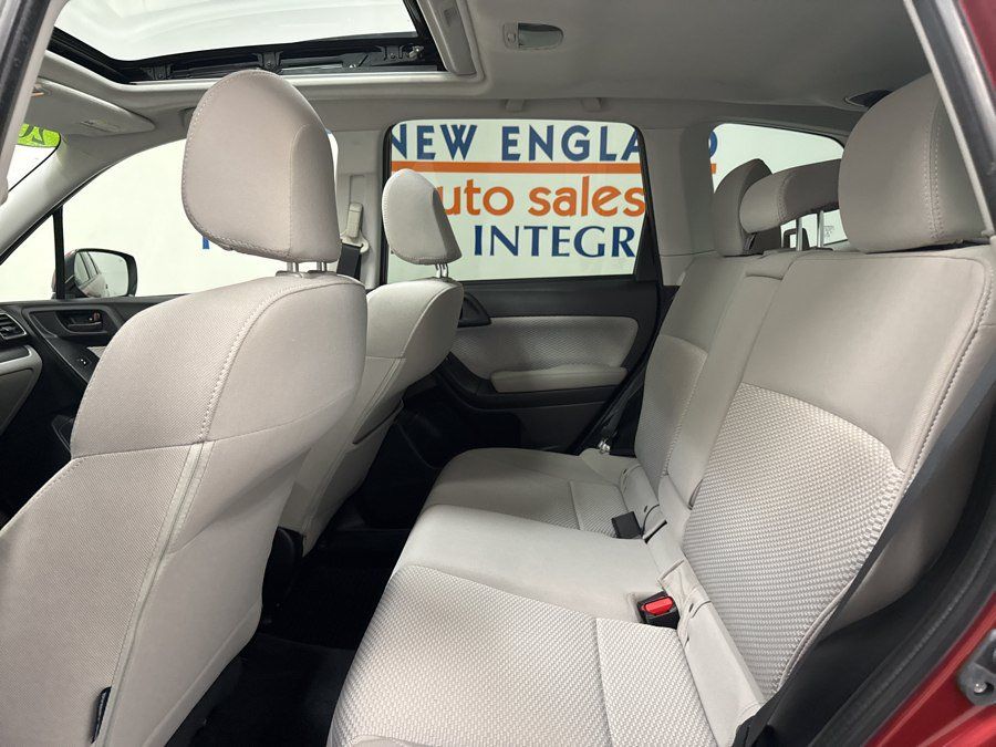 Used 2017 Subaru Forester 2.5i Premium w/ All-Weather Package AWD/4WD image 13