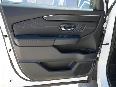 New 2026 Honda Pilot image 12