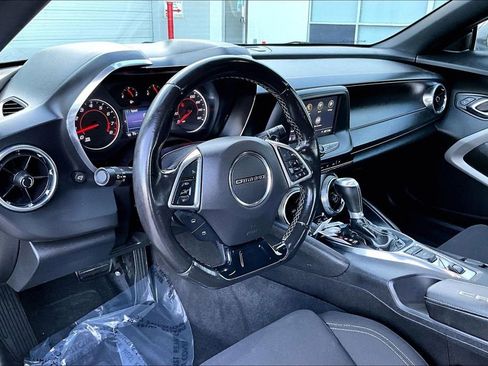 Used 2019 Chevrolet Camaro LT w/ LPO, Camaro Logo Package RWD image 17