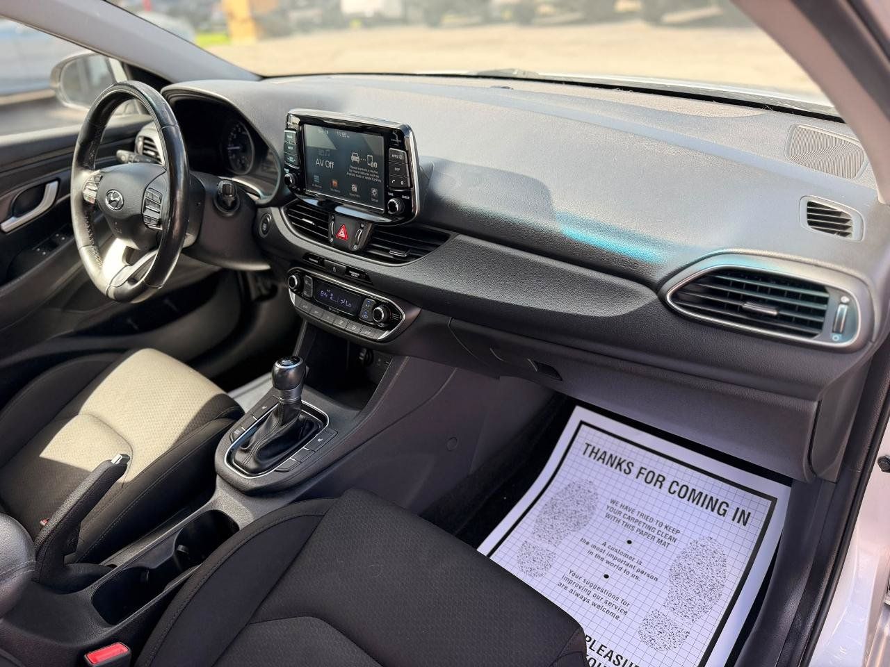Used 2018 Hyundai Elantra GT w/ Style Package 02 FWD image 12