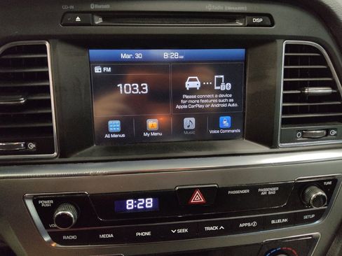 Used 2017 Hyundai Sonata SE image 25