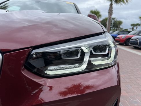 Certified 2025 BMW X4 xDrive30i AWD/4WD image 6