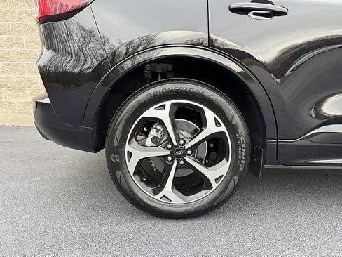 Used 2024 Ford Escape ST-Line Select w/ Tech Pack #2 image 5