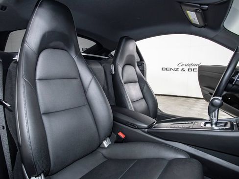Used 2022 Porsche 718 Cayman RWD image 14