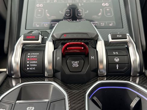 Used 2024 Lamborghini Urus S AWD/4WD image 41
