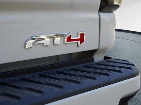 New 2026 GMC Sierra 2500 AT4 w/ AT4 Premium Plus Package image 8