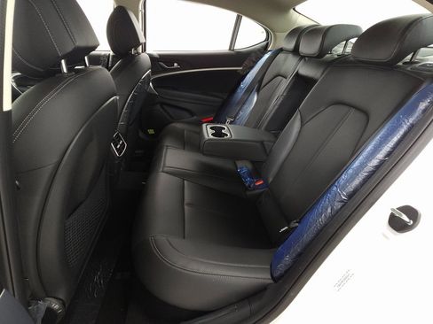 New 2025 Genesis G70 2.5T image 21