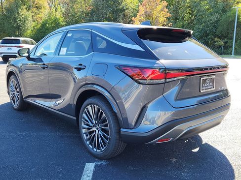 New 2025 Lexus RX 450h AWD w/ Luxury Package image 3