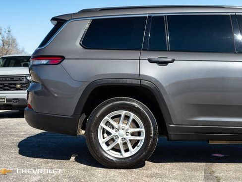 Used 2025 Jeep Grand Cherokee L Laredo w/ Luxury Tech Group I image 4