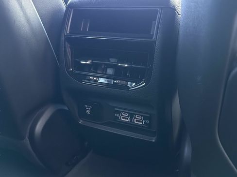 Used 2023 Jeep Grand Cherokee Altitude AWD/4WD image 31