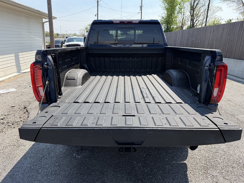 Used 2022 GMC Sierra 2500 Denali AWD/4WD image 25