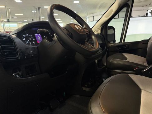 Used 2026 RAM ProMaster 2500 w/ Convenience Group FWD image 20