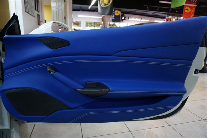 Used 2018 Ferrari 488 Spider RWD image 21