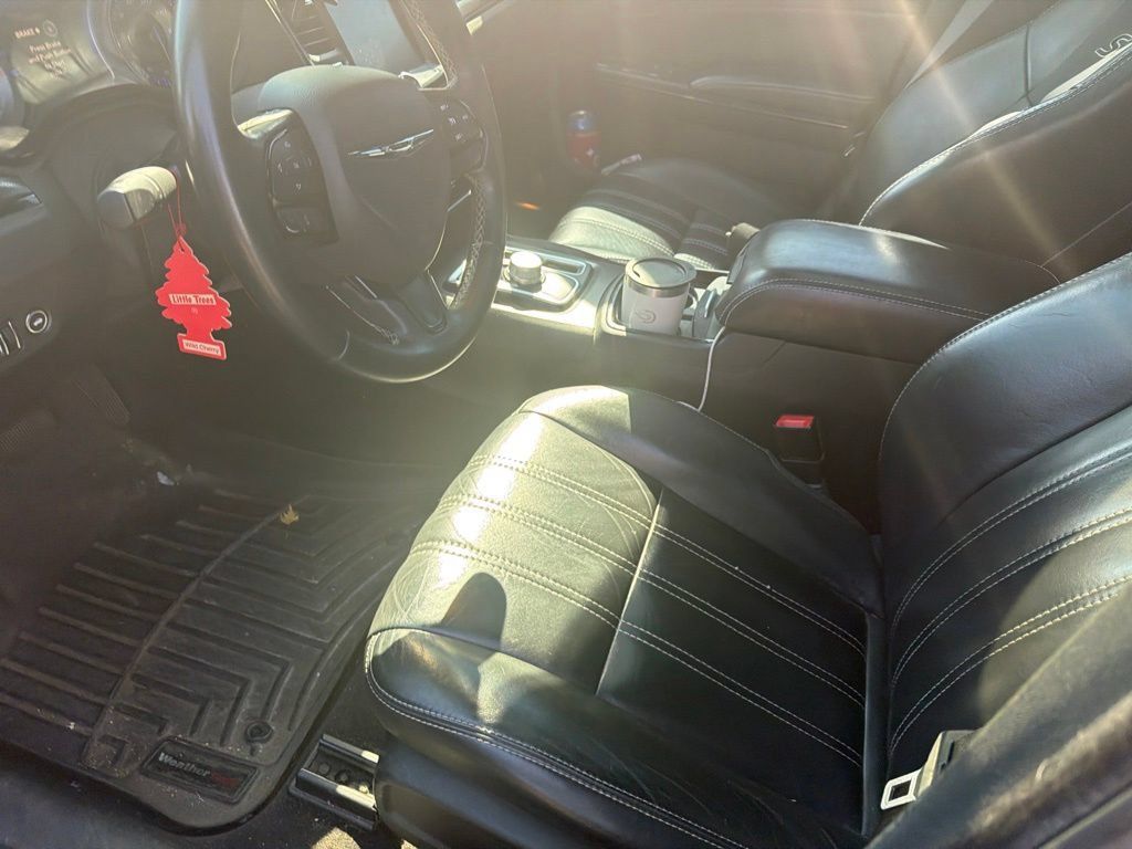 Used 2015 Chrysler 300 S RWD image 8