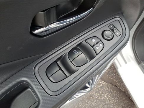 New 2025 Nissan Versa SV w/ Trunk Package image 21