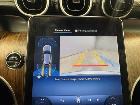 Used 2025 Mercedes-Benz GLC 350e 4MATIC image 19