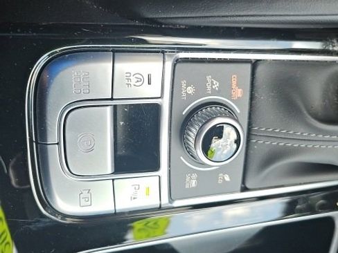 Used 2024 Kia Telluride SX Prestige image 23