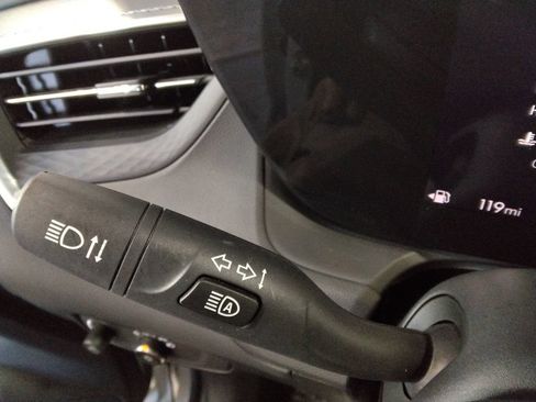 Used 2025 Buick Encore GX Preferred FWD image 14