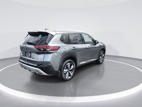 Used 2023 Nissan Rogue Platinum w/ Platinum Premium Package image 8