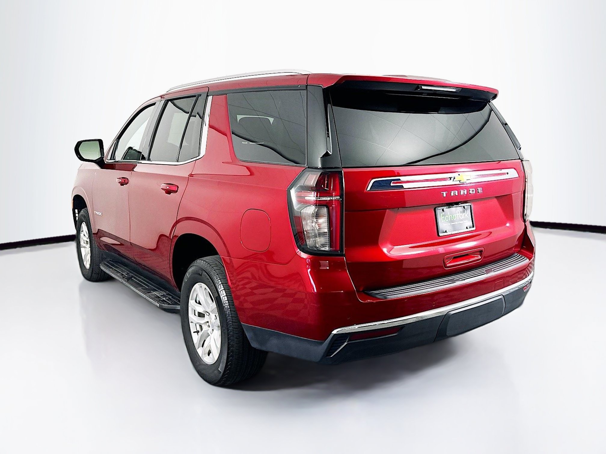 Used 2024 Chevrolet Tahoe LS AWD/4WD image 5
