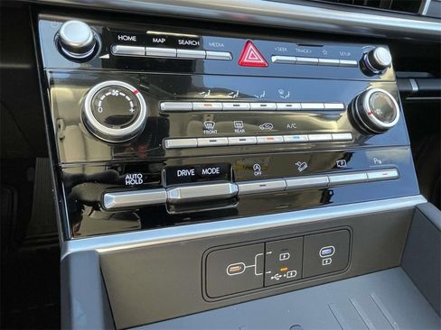 New 2026 Hyundai Santa Fe SE image 14