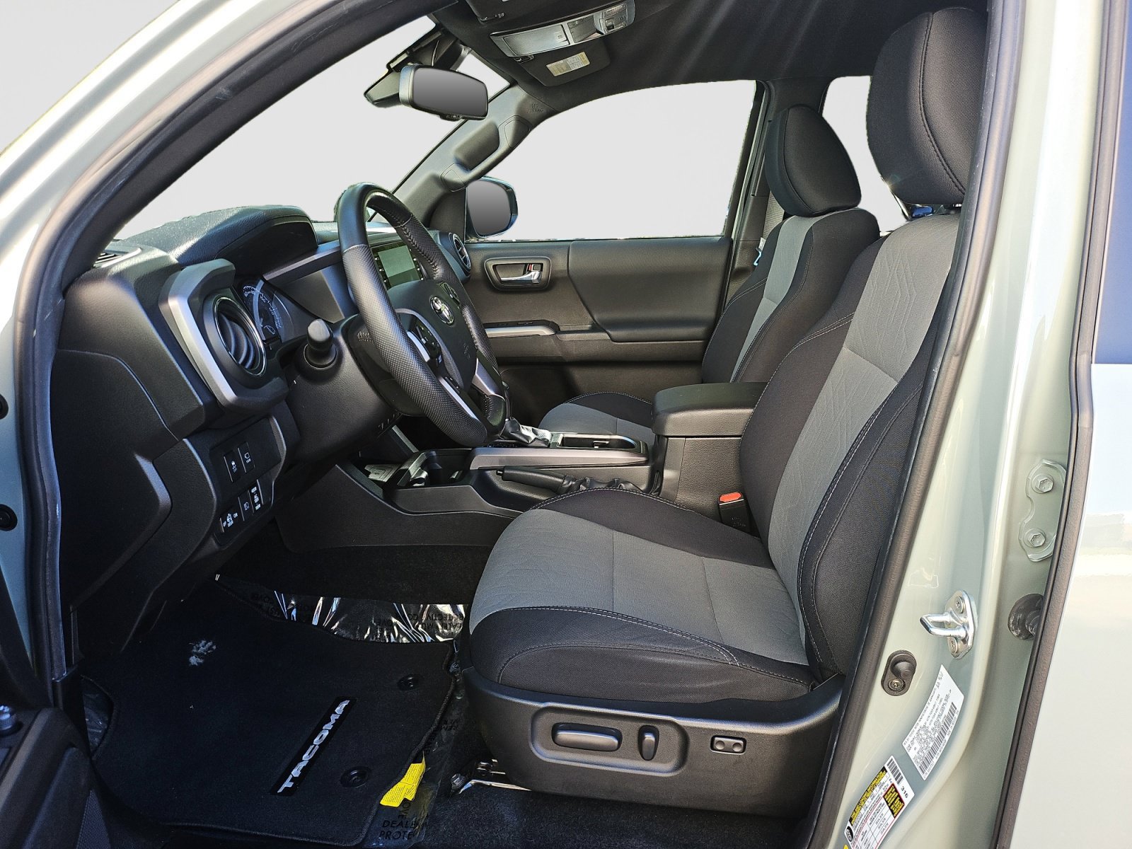 Used 2023 Toyota Tacoma TRD Sport w/ Advanced Technology Package AWD/4WD image 22