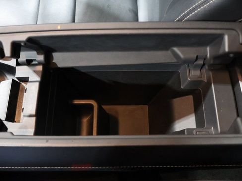 Used 2023 Nissan Rogue SL w/ SL Premium Package image 34