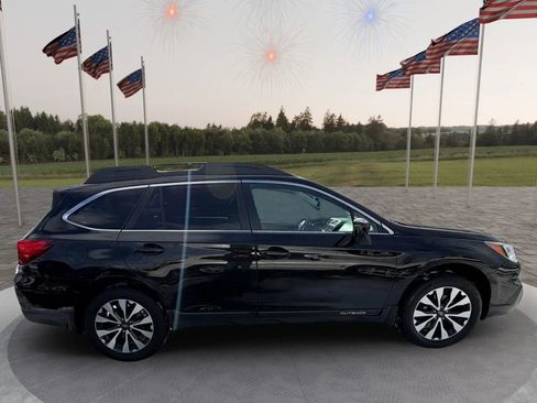 Used 2017 Subaru Outback 2.5i Limited image 8