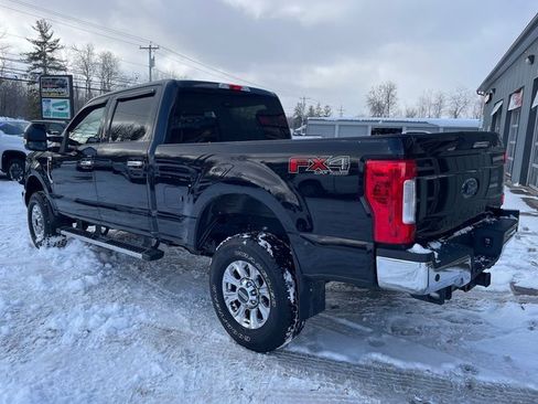 Used 2019 Ford F350 XLT w/ XLT Premium Package image 5