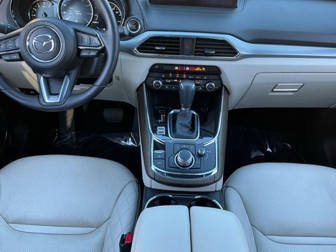 Used 2023 MAZDA CX-9 Signature image 10