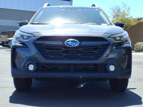 Used 2025 Subaru Outback Premium w/ Popular Package #1A AWD/4WD image 2