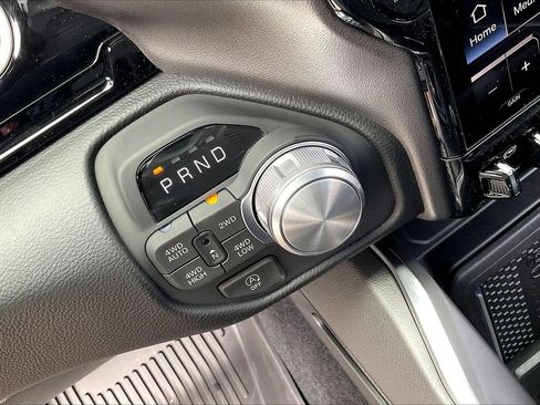 New 2026 RAM 1500 Laramie AWD/4WD image 31