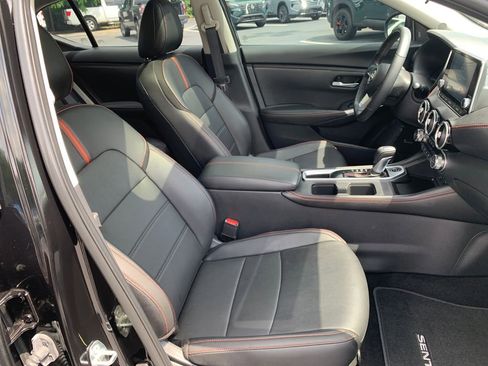 Used 2024 Nissan Sentra SR w/ SR Premium Package FWD image 31