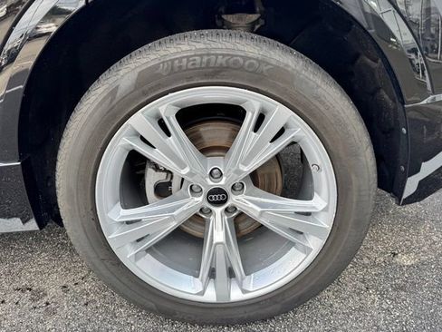 Certified 2023 Audi Q8 Premium w/ Convenience Package AWD/4WD image 14